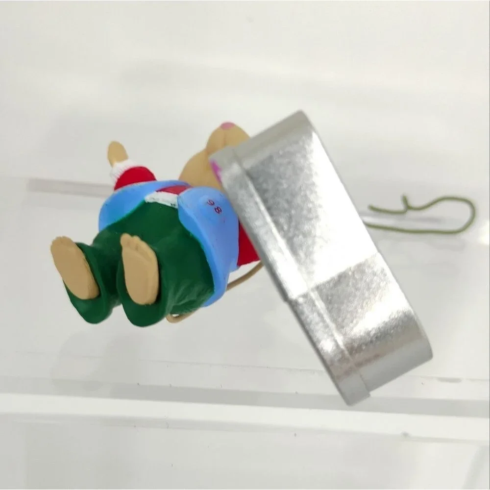 Hallmark Ornament 1998